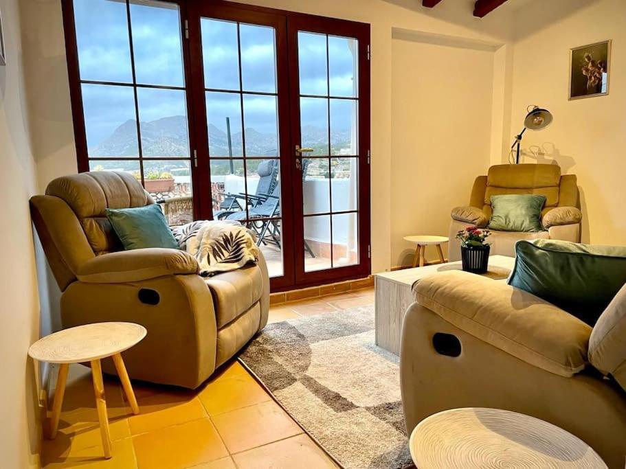 Casa De Suenos - Village House فينيسترات المظهر الخارجي الصورة